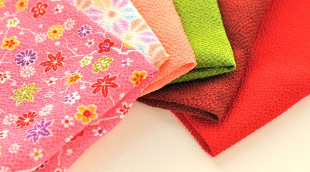 The Attraction of the Traditional Japanese Fabric ‘Chirimen Cloth’